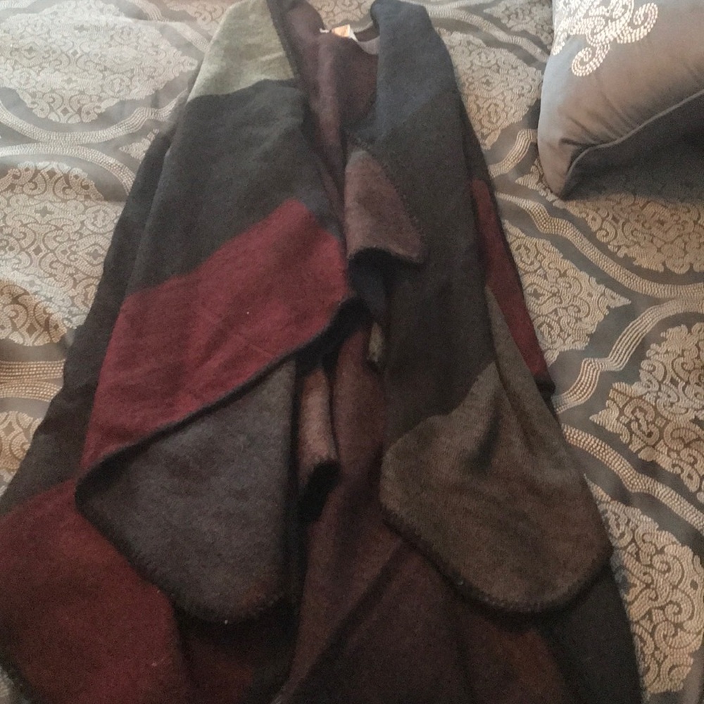 Blanket sweater